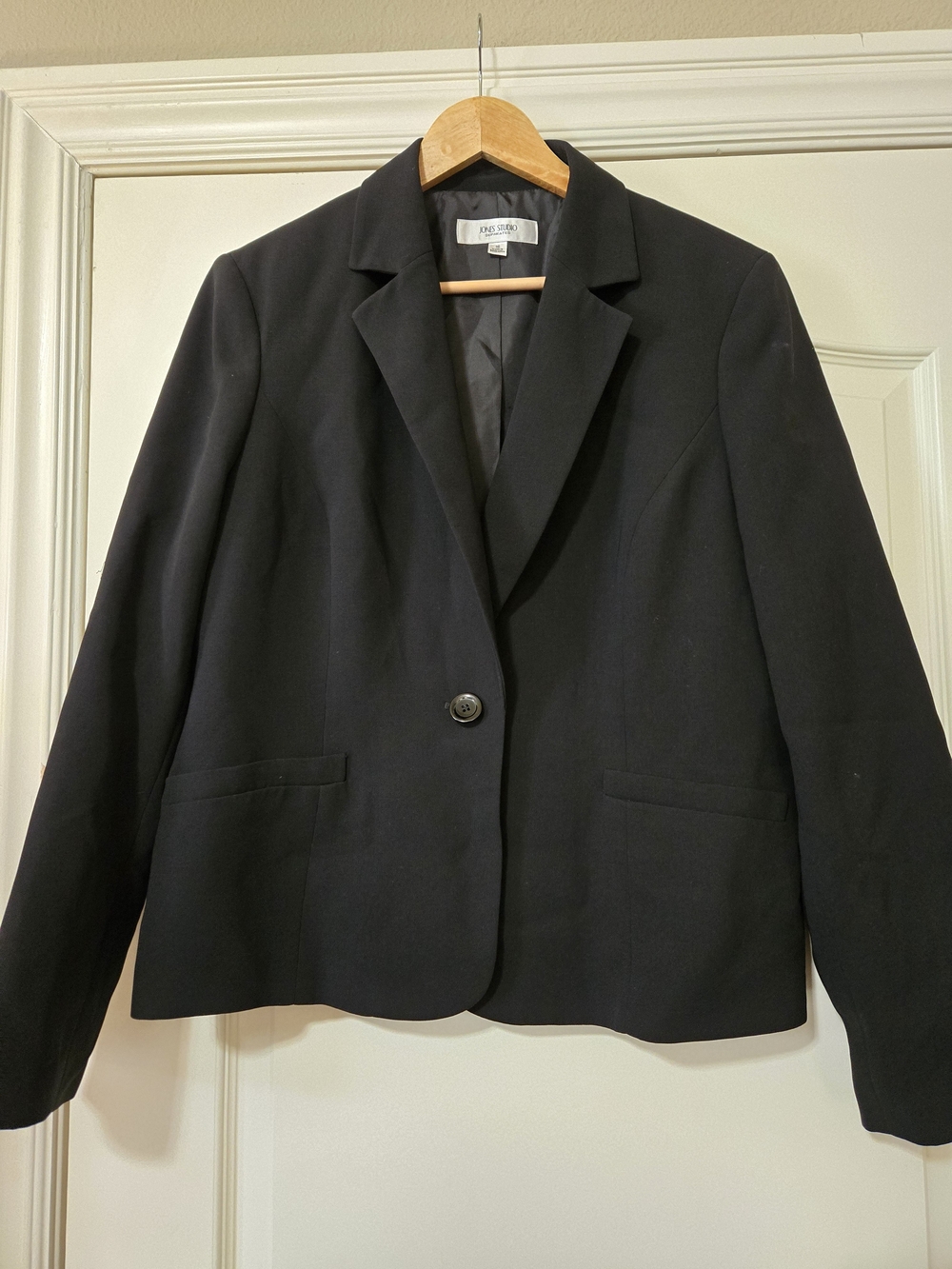 Jones Studio Black Single-Button Womens Blazer